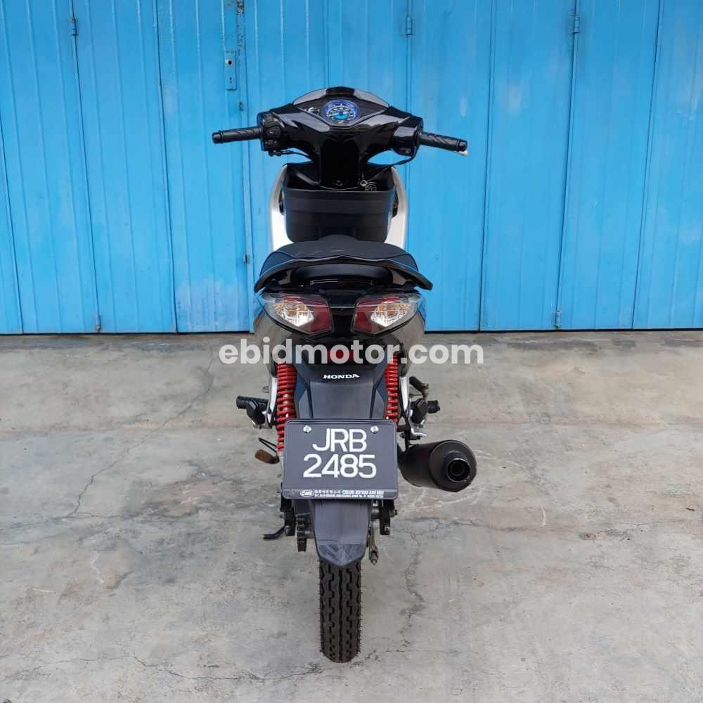  Honda  Future  125  Beli Motor  Honda  Melalui Bidaan Online